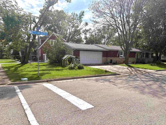 241 butte des morts drive