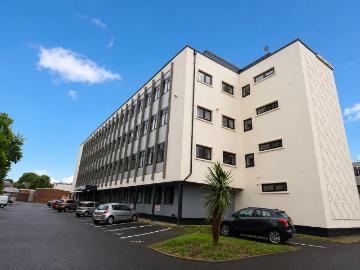 241 High Street, Kingswinford DY6, 1 bed flat to rent, £700 pcm | PrimeLocation