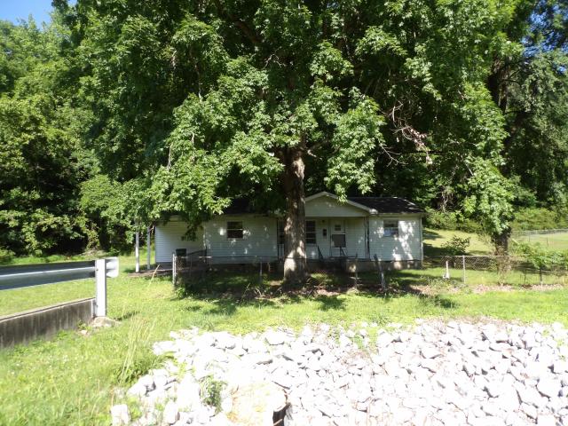241 Lomax Ave
