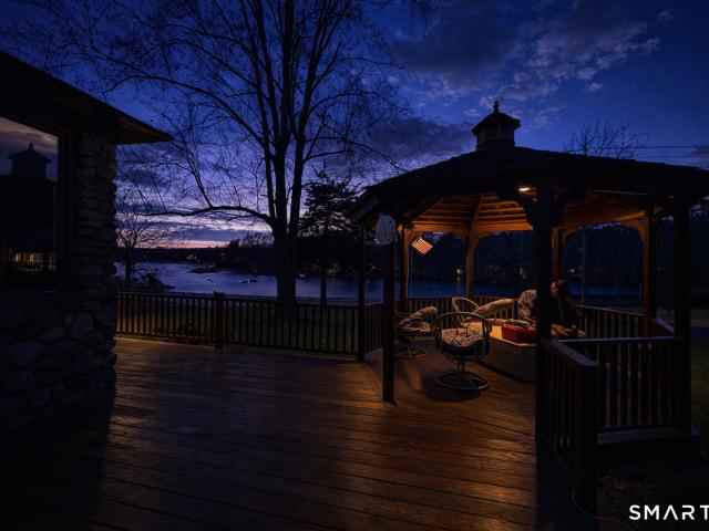 241 Niantic River Rd, Waterford, CT 06385 | MLS #24164