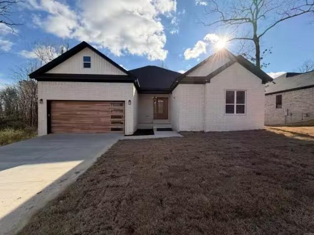 241 ROSECREEK CT, HOT SPRINGS, AR 71901