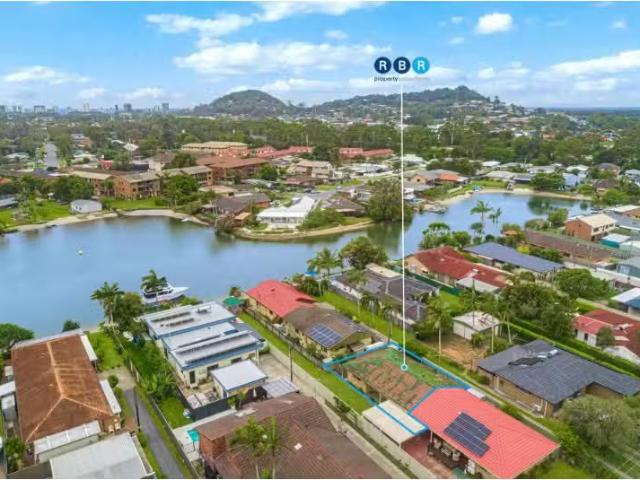 2/41 Wyuna Road, TWEED HEADS WEST Townhouse for rent Listed b.