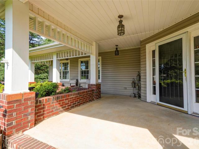 2424 Olan Drive