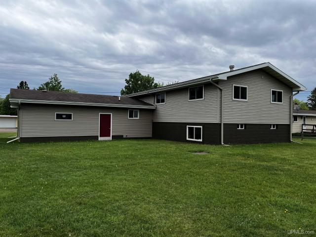 2424 County Road 496 Road