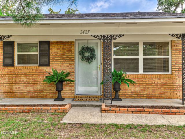 2425 Birdie Drive