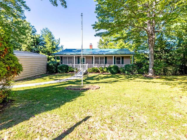 2425 Handy Mountain Dr