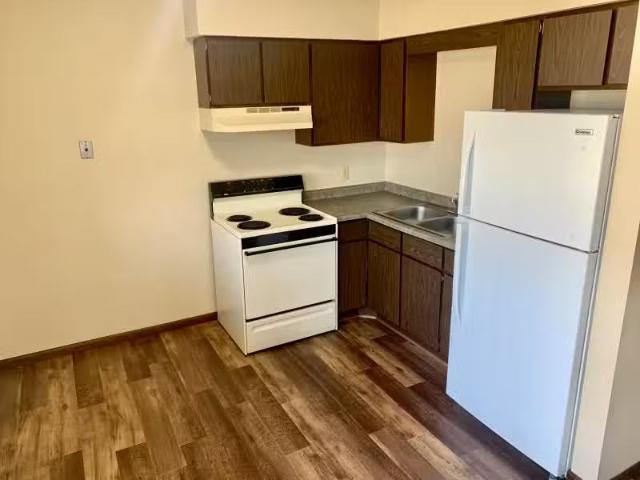 2425 Jackson St #5, Eau Claire, WI 54703 Trulia