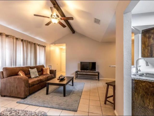 2425 Summer Place Drive