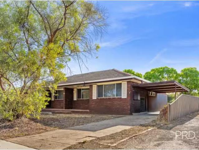 2/426 Kooringal Road, Lake Albert Apartment for rent Listed b.
