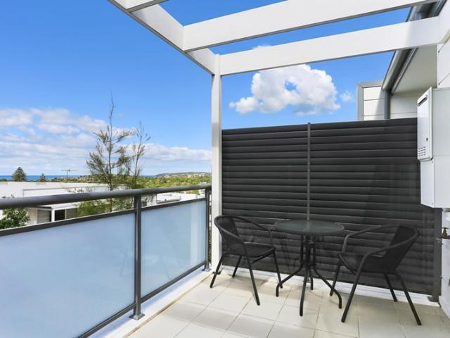 24/26 28 Shackel Avenue, Brookvale
