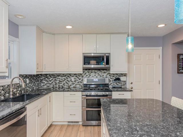 24271 Thousand Oaks Drive
