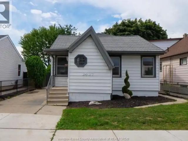 2427 MERCER
