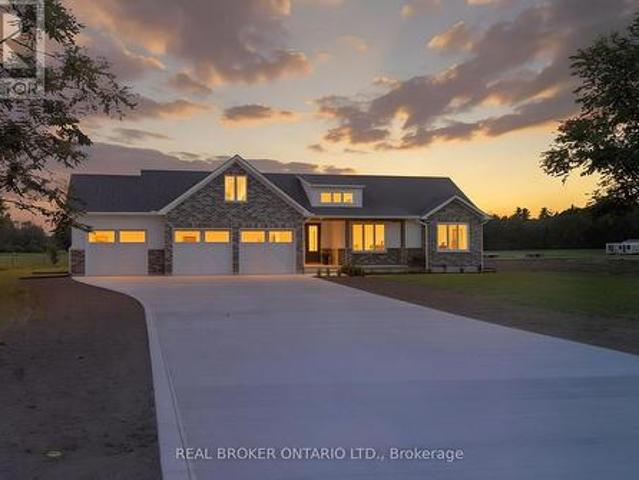 2427 East Quarter Line, Norfolk, ON, N4B 2W4 house for sale | Listing ID X13795 | Royal LePage