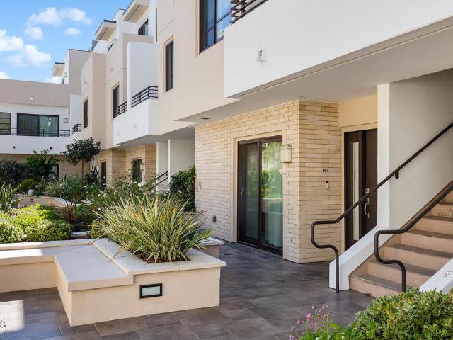 2428 E Del Mar Boulevard 207