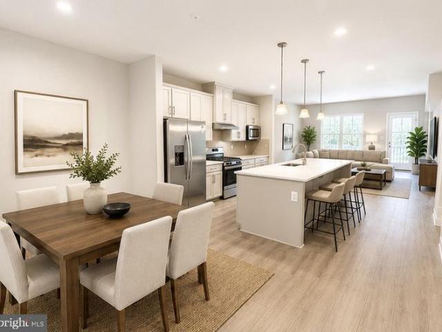 2428 Steamboat Way