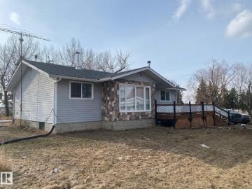 242028 Twp Road 452, Rural Wetaskiwin County, AB, T9A 1X1 house for sale | Listing ID E4480 | Royal LePage