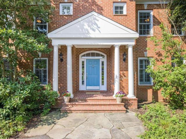2420 Pendower Ln