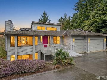 2420 Squak Mountain Loop SW