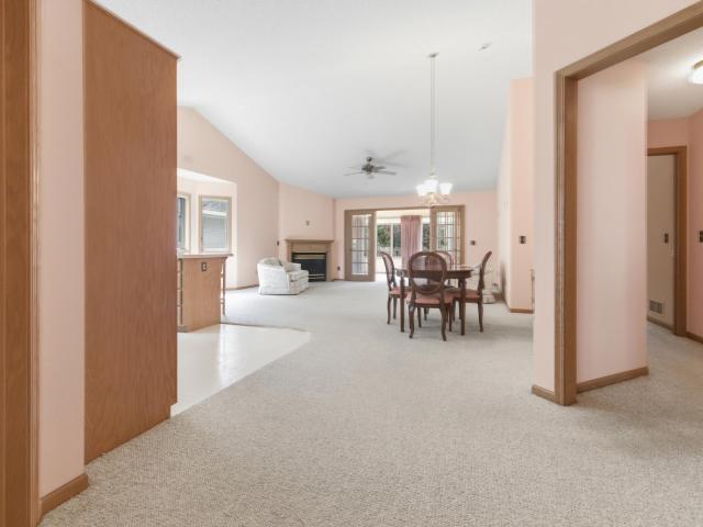 2420 Woodridge Lane