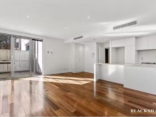 24/21 State Circle, Forrest Apartment for rent Listed by Toni.