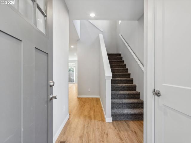 2421 2 NE 54th St, Vancouver, WA 98663 | MLS #101842