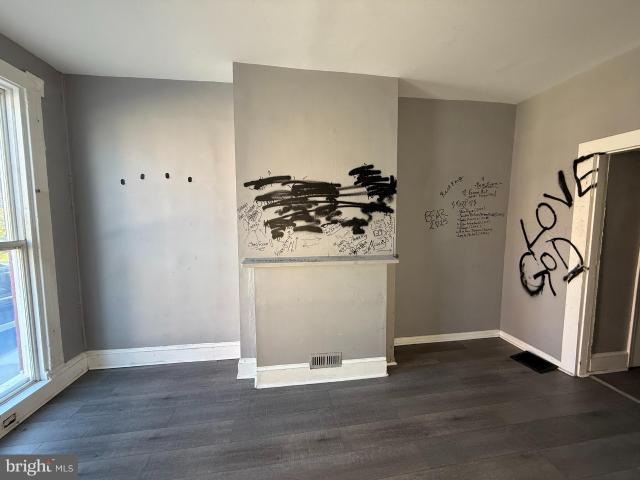 2422 Brentwood Ave, Baltimore, MD 21218 | MLS #MDBA2187