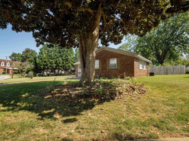 2422 Dublin St