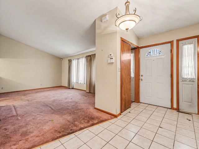 2423 Marshall Place