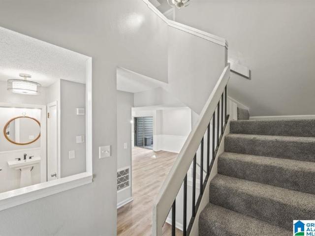 2423 Eagle Court # 2423