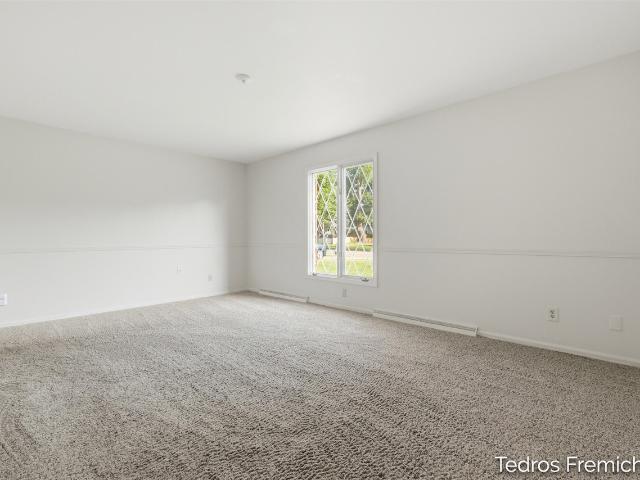 2423 Ridgefield Road