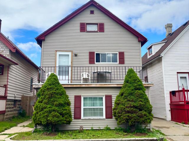 2423 S 5th St, Milwaukee, WI 53207 | MLS #1926