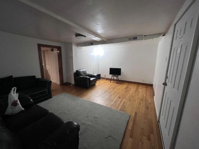 2423 S 5th St