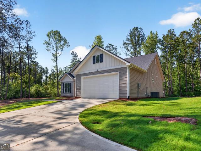 242 Glavine Street