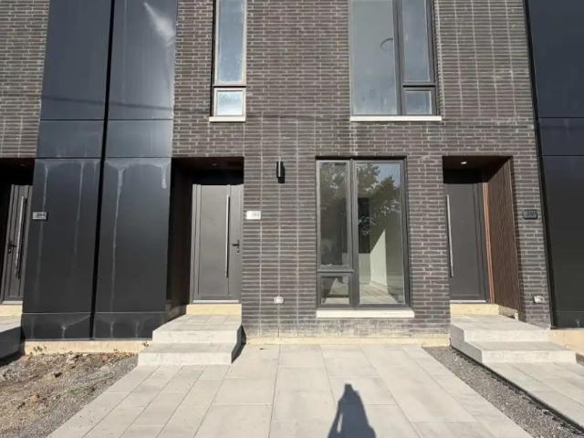 242 ELLIS AVENUE