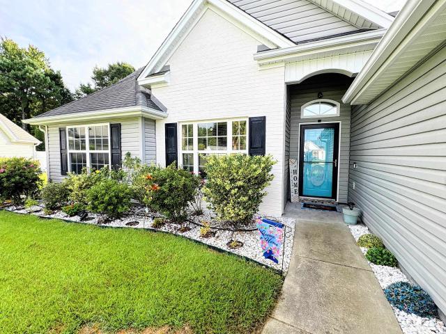 242 Four Leaf Ln