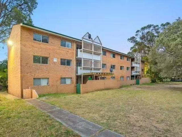 24/2 Rand Court, Withers, WA 6230
