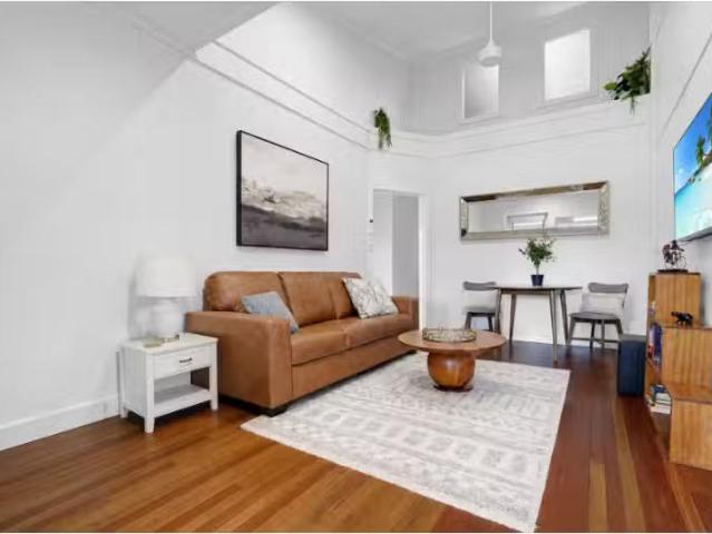 242 Rankin Street, Bathurst House for rent Listed by Bathurst.