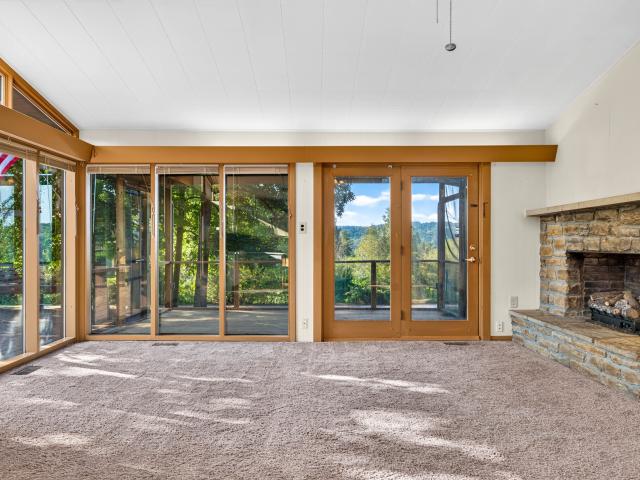 242 Tuck A Way Ridge Drive