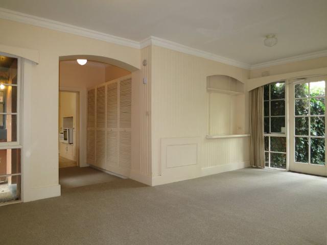 2/42A Lansdowne Road, ST KILDA EAST, VIC, 3183