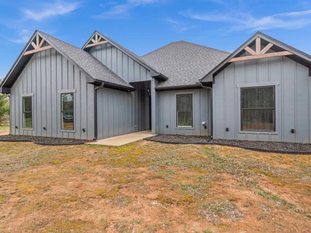 2434 County Road 3114, Jacksonville, TX 75766 | MLS #26000