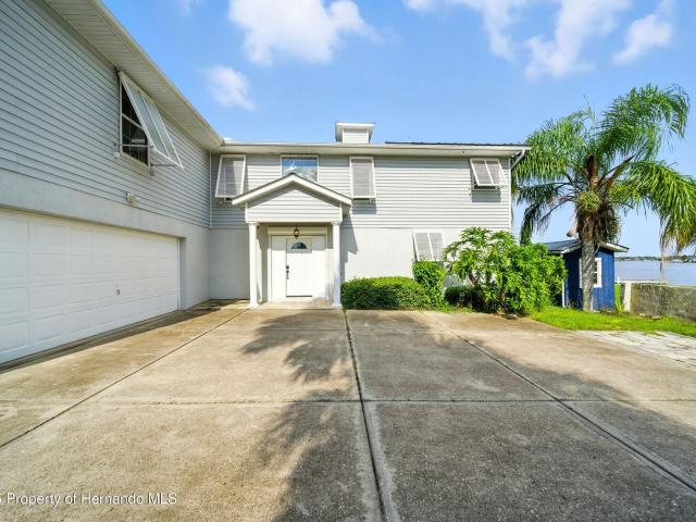 2435 N Watersedge Drive, Crystal River, US, FL