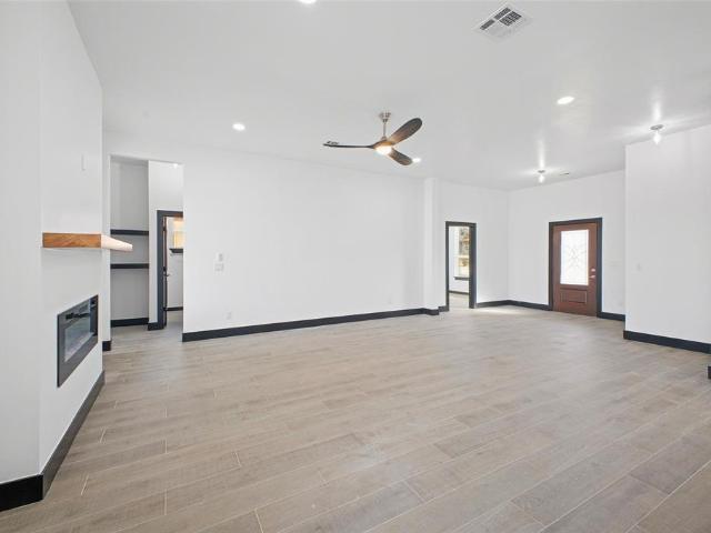 2436 Canyon Circle