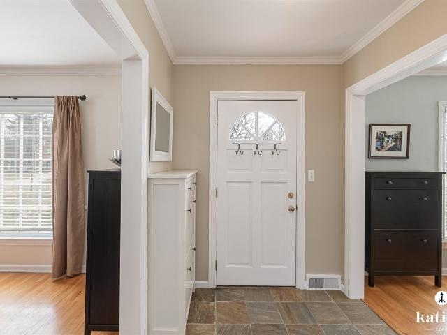 2437 Elmwood, East Grand Rapids, US, MI