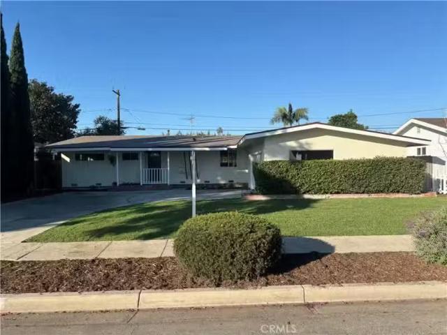 2437 FORDHAM DR, COSTA MESA, CA 92626