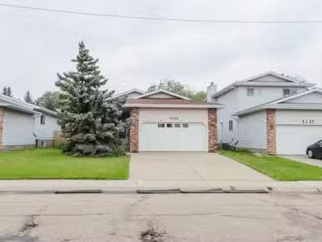2439 112 Street Nw, Edmonton, AB, T6J 4N7 house for sale Li.