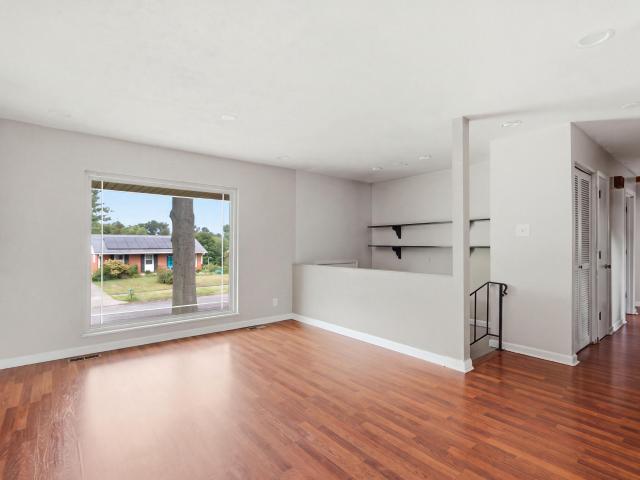 2430 Seine Road