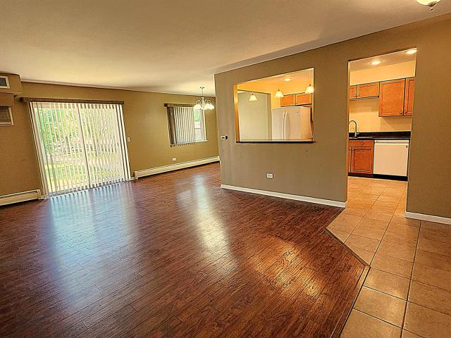 2431 E Brandenberry Court # 2M