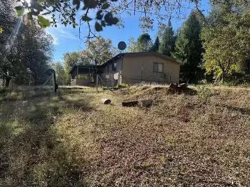 24333 SHIRLEY DR, BELLA VISTA, CA 96008