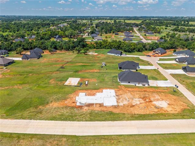 2433 Raven Circle