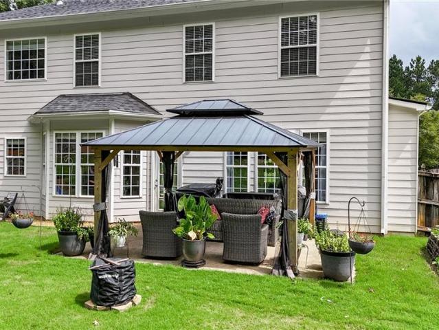 243 Chadwyck Lane